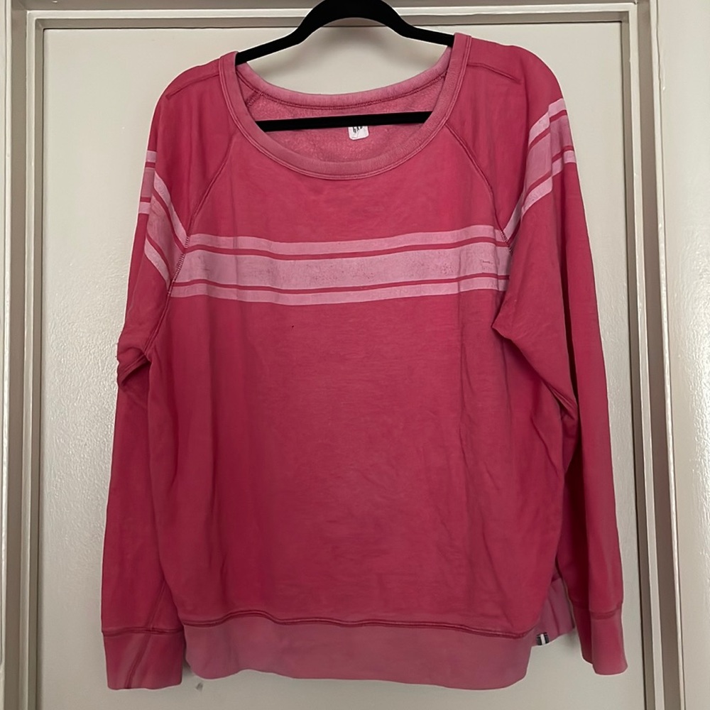 GAP Pink pull over sweater